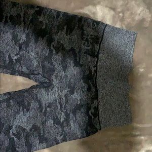 Gymshark Camo Pants (small)